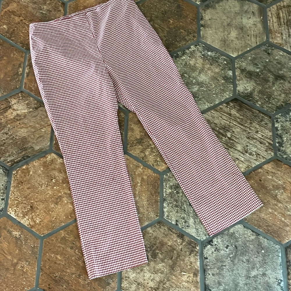Karen Kane Red and White Patterned Cropped Pants